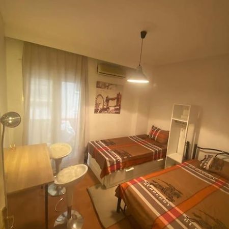 Queen Suites 60M2 เทสซาโลนิกิ ภายนอก รูปภาพ